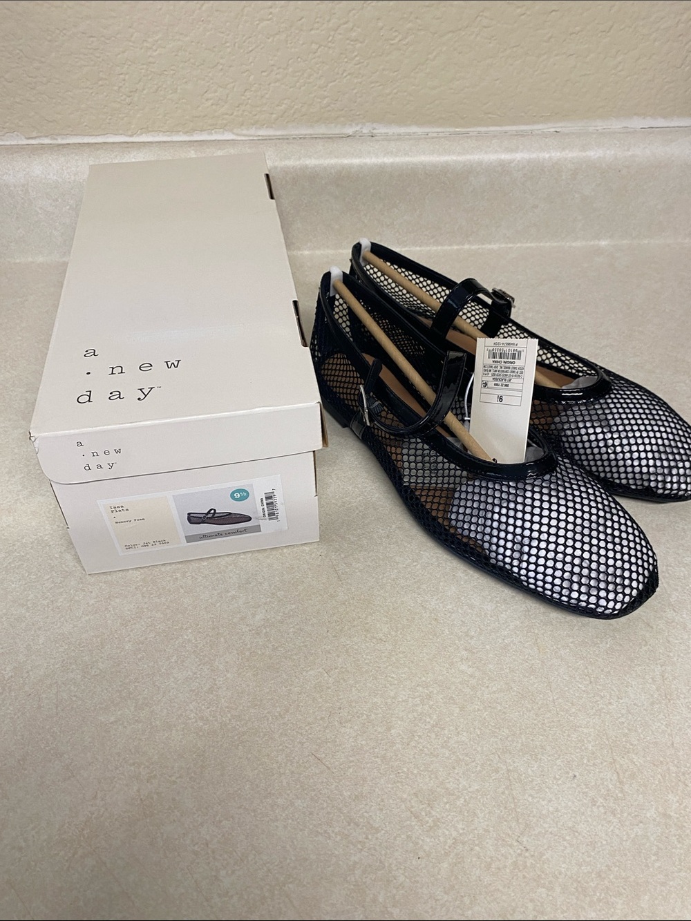 A New Day Issa Mesh Ballet Flat in size 9.5